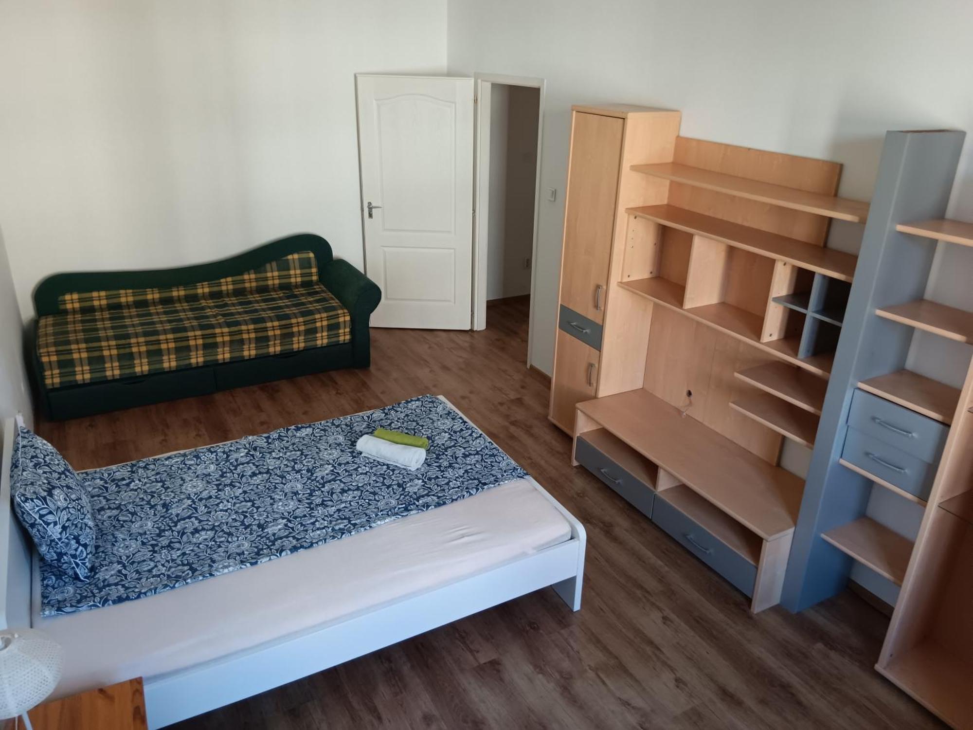 Big Cozy - Skyfall Apartment 3 Bdrm 6 Beds 1&Half Baths บูดาเปสต์ ภายนอก รูปภาพ
